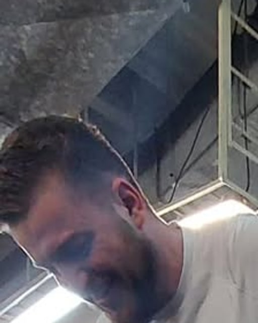 Mrtvý tah po dlouhém dni u počítače. Záda v pořádku.